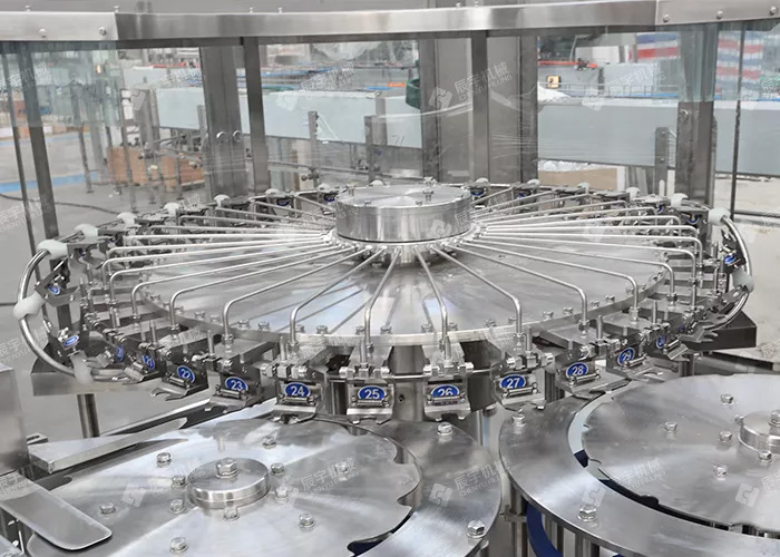 玻璃水灌裝機(jī) 玻璃水灌裝機(jī)