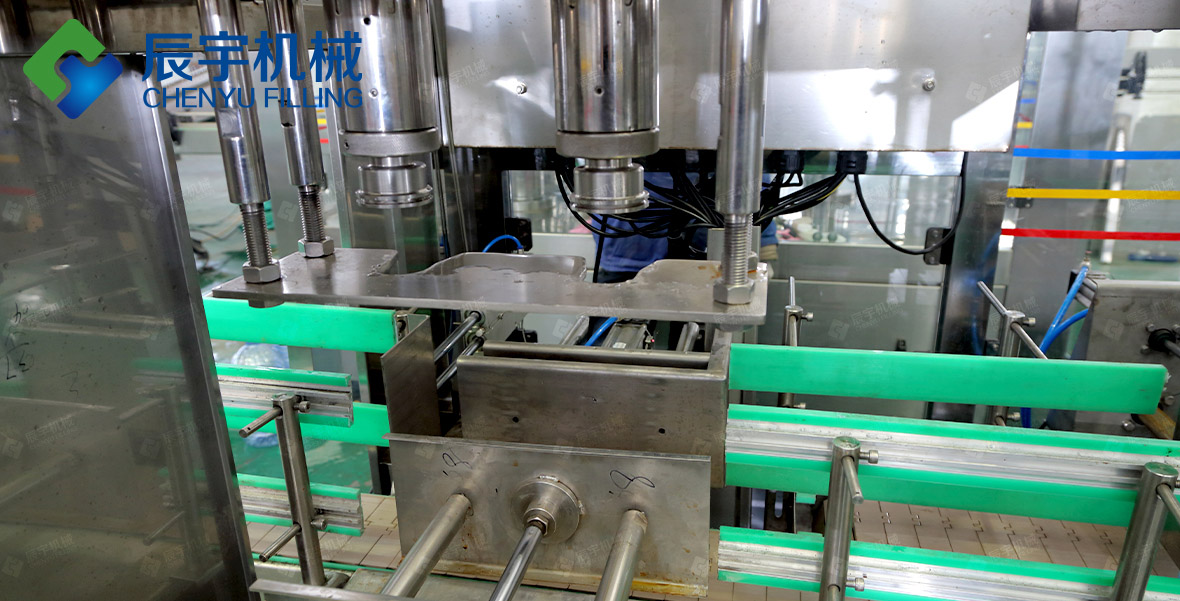 桶裝水生產(chǎn)線(xiàn) 桶裝水生產(chǎn)線(xiàn)